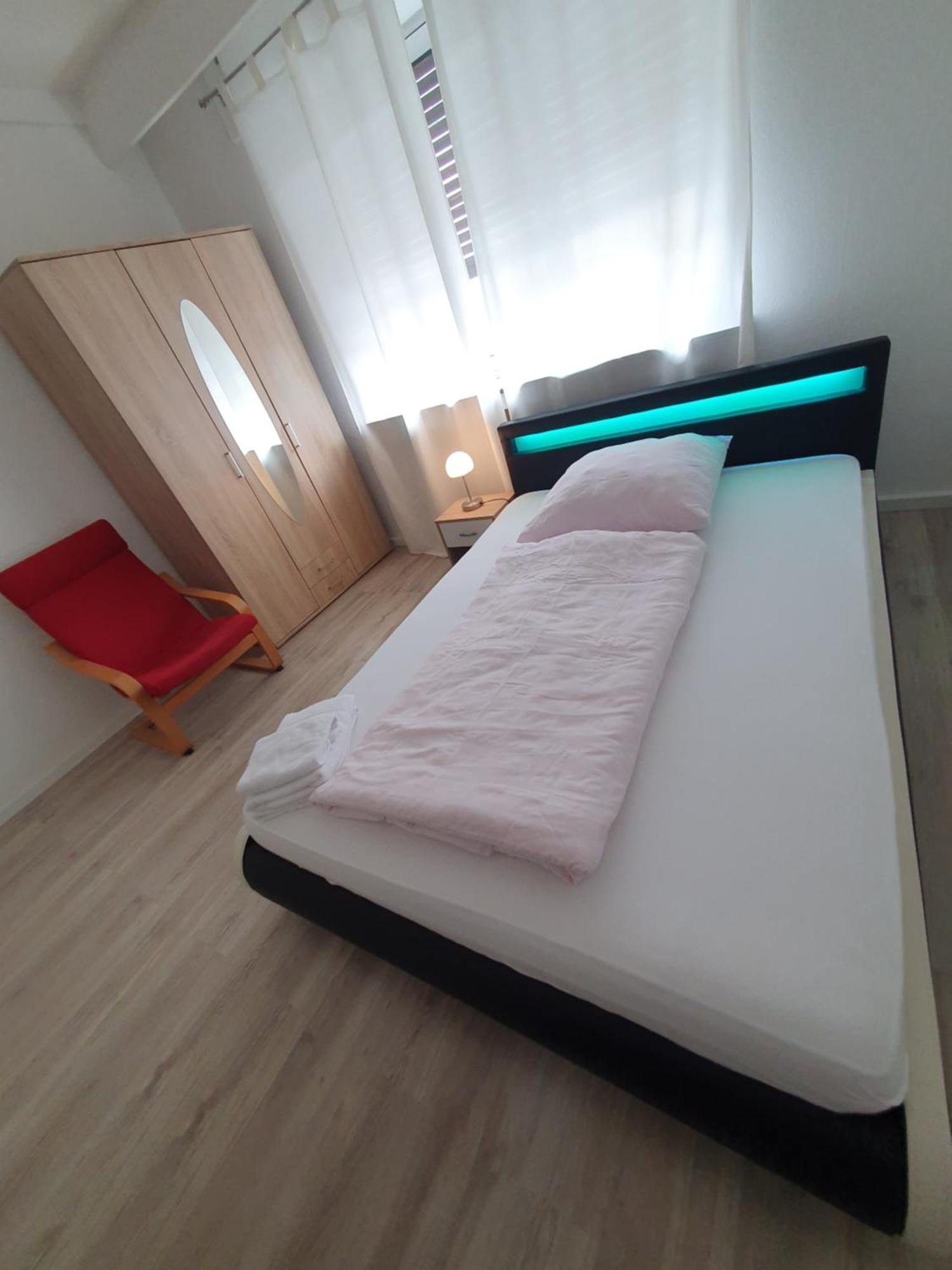 Gemuetliches Privatzimmer An Der Uniklinik Mainz. Sehr Zentral Buitenkant foto