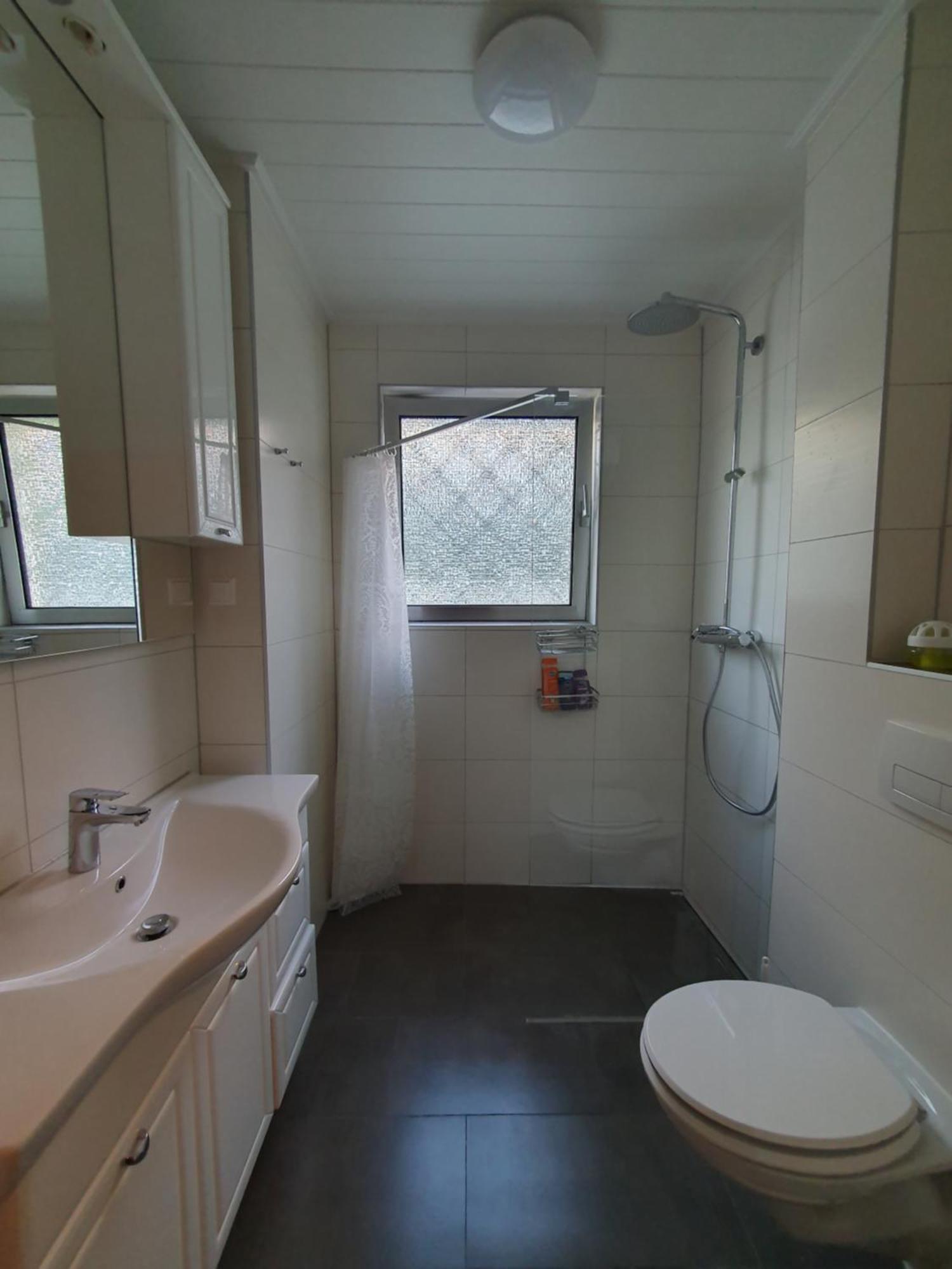 Gemuetliches Privatzimmer An Der Uniklinik Mainz. Sehr Zentral Buitenkant foto